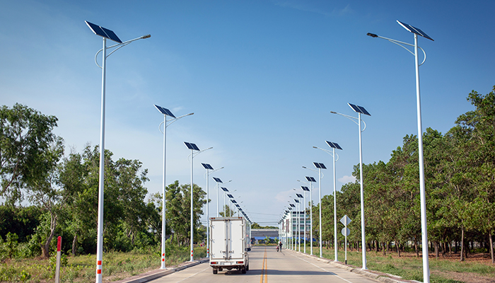 Carreteras solares: el futuro de la infraestructura vial sustentable